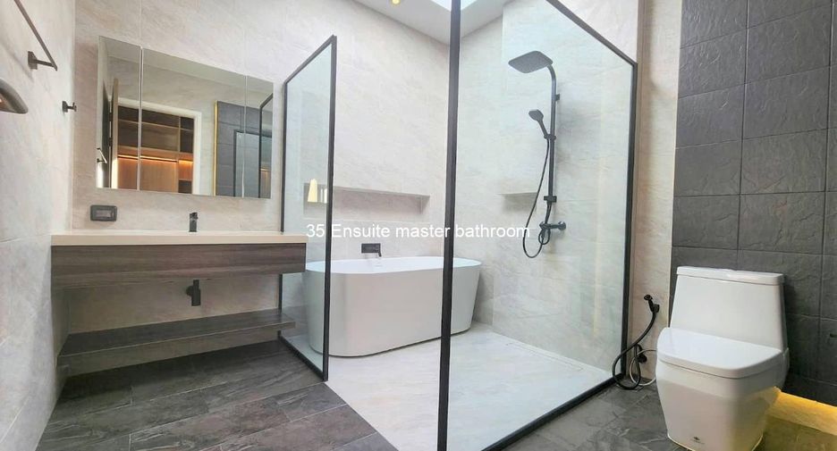 Villa zum Kauf mit 3 Zimmer in Hua Hin, Prachuap Khiri Khan