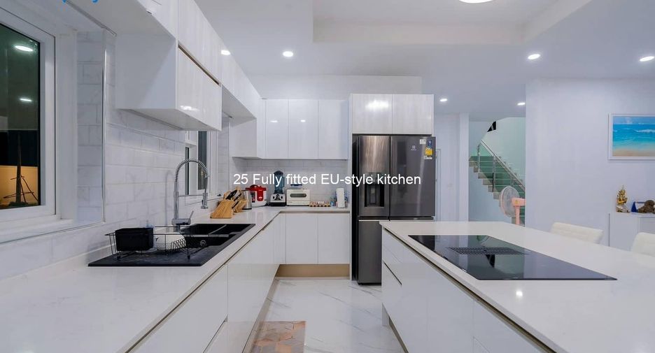 For sale 7 ベッドルーム villa in Hua Hin, Prachuap Khiri Khan