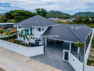For sale 7 bedrooms villa in Hua Hin, Prachuap Khiri Khan