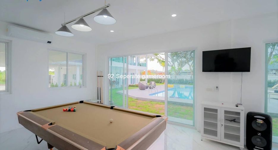 For sale 7 ベッドルーム villa in Hua Hin, Prachuap Khiri Khan