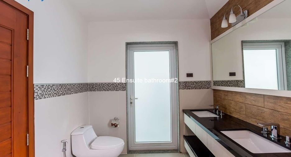 Villa en venta de 5 habitaciones en Hua Hin, Prachuap Khiri Khan