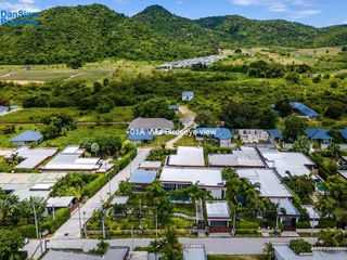 For sale 4 bedrooms villa in Hua Hin, Prachuap Khiri Khan