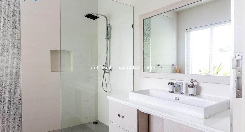 Villa zum Kauf mit 3 Zimmer in Cha Am, Phetchaburi