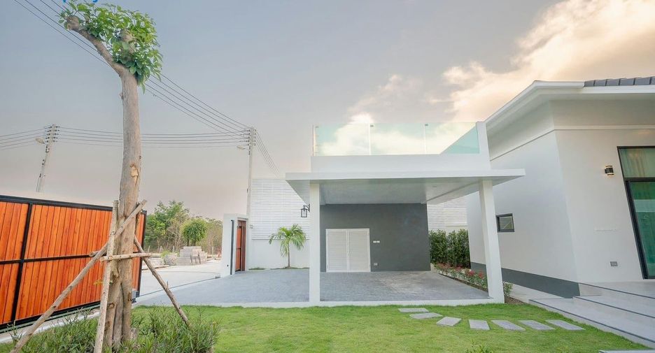 For sale 3 ベッドルーム villa in Hua Hin, Prachuap Khiri Khan