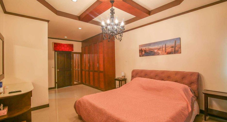 Villa zum Kauf mit 4 Zimmer in Cha Am, Phetchaburi