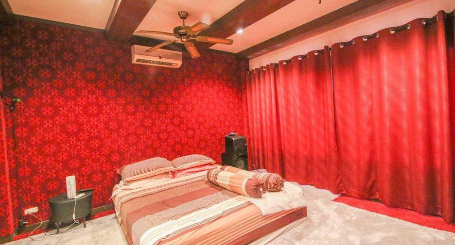 Villa zum Kauf mit 4 Zimmer in Cha Am, Phetchaburi