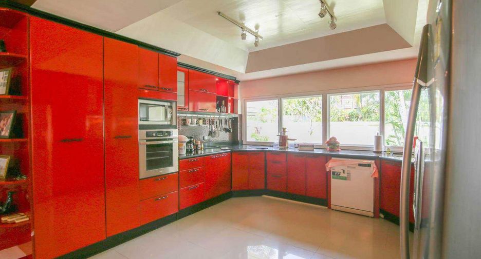 Villa zum Kauf mit 4 Zimmer in Cha Am, Phetchaburi