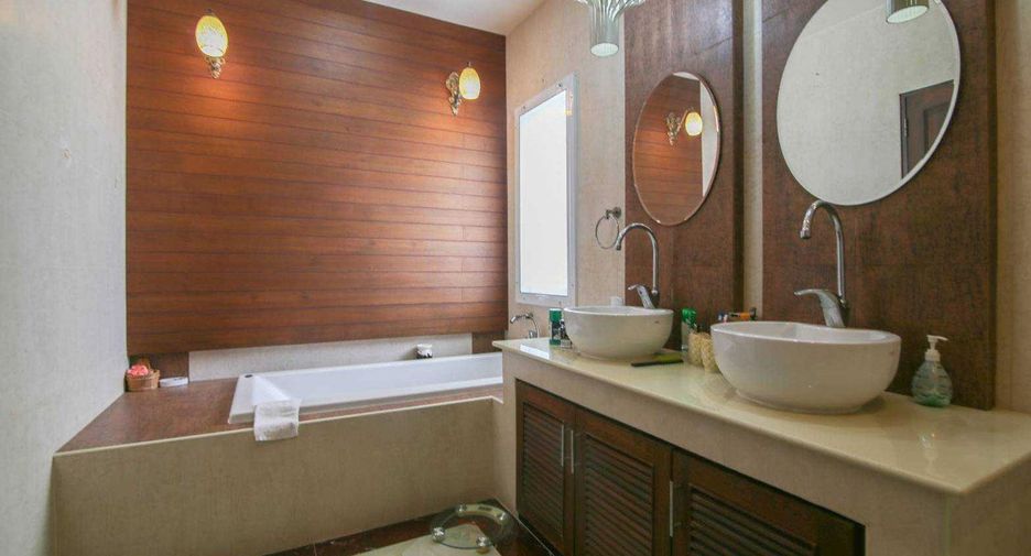 Villa zum Kauf mit 4 Zimmer in Cha Am, Phetchaburi