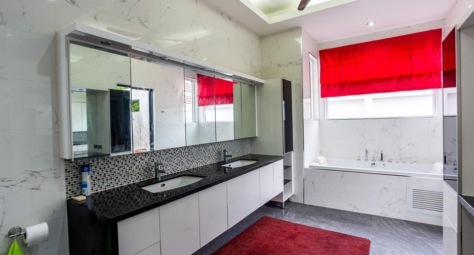 For sale 3 ベッドルーム villa in Hua Hin, Prachuap Khiri Khan
