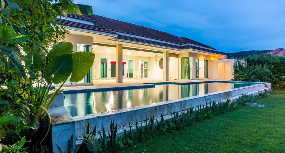 For sale 3 ベッドルーム villa in Hua Hin, Prachuap Khiri Khan