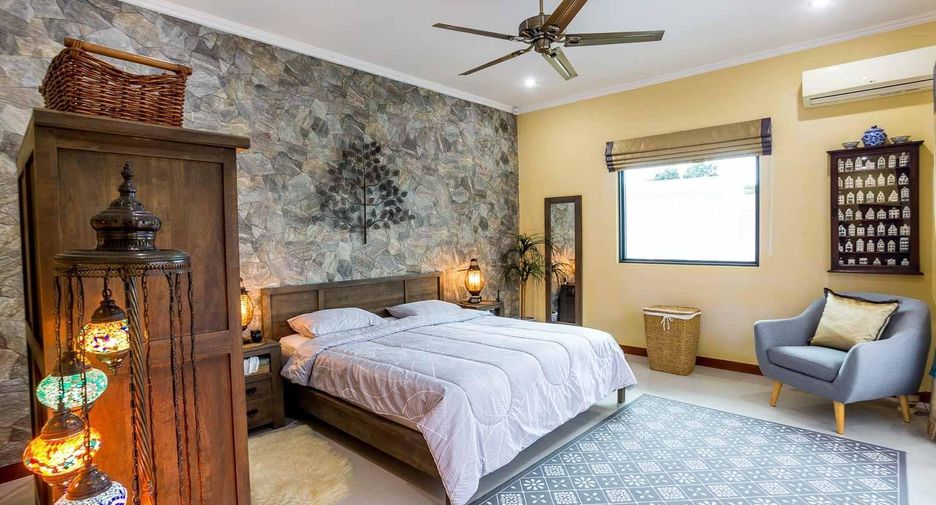 For sale 5 bedrooms villa in Hua Hin, Prachuap Khiri Khan