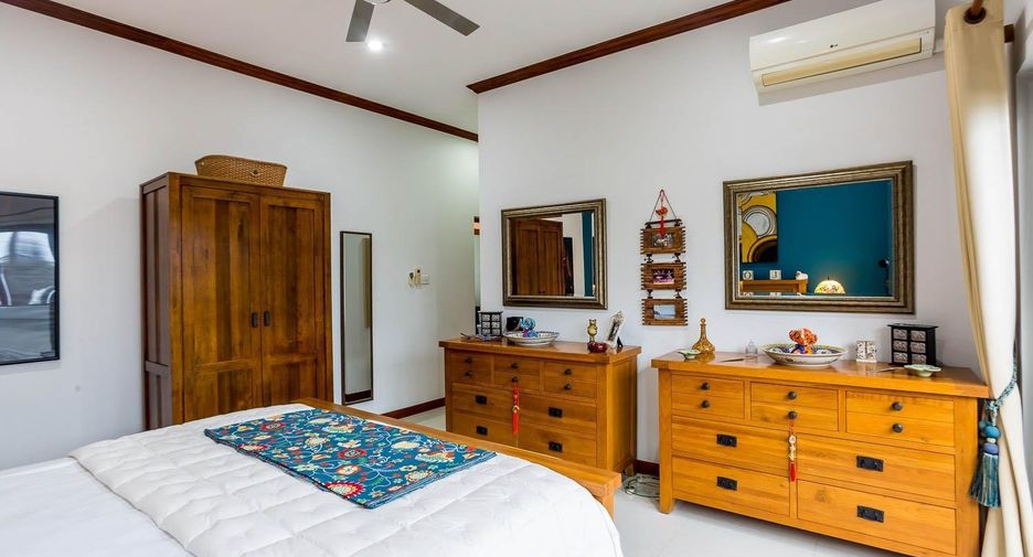 For sale 5 bedrooms villa in Hua Hin, Prachuap Khiri Khan