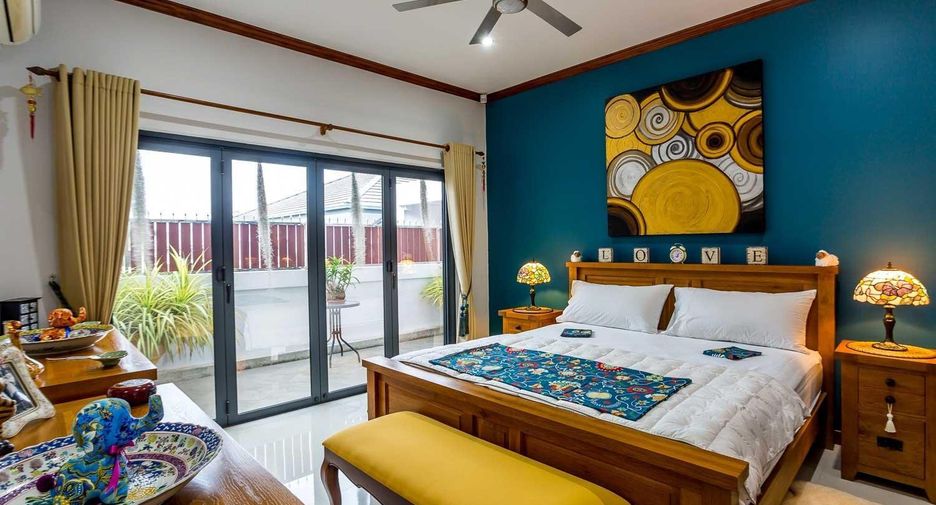 For sale 5 bedrooms villa in Hua Hin, Prachuap Khiri Khan
