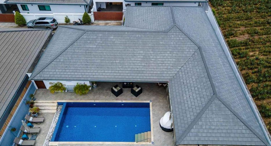For sale 5 bedrooms villa in Hua Hin, Prachuap Khiri Khan