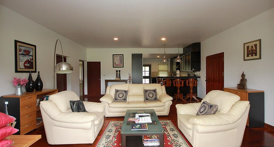 For sale 2 bedrooms condo in Cha Am, Phetchaburi