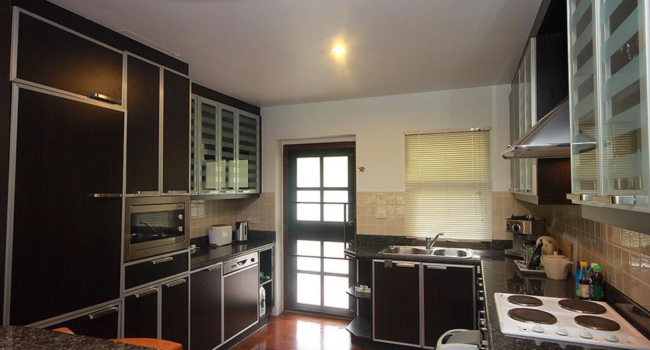 For sale 2 bedrooms condo in Cha Am, Phetchaburi