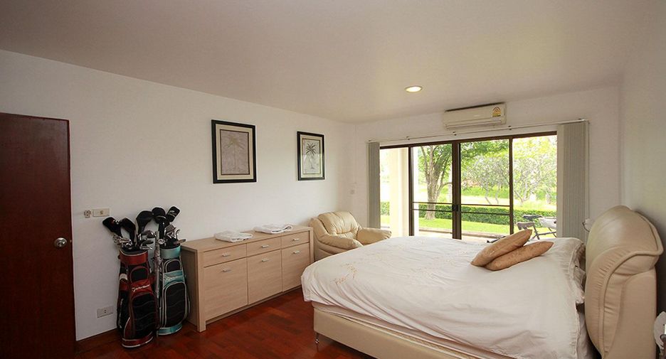 For sale 2 bedrooms condo in Cha Am, Phetchaburi