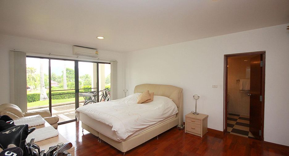 For sale 2 bedrooms condo in Cha Am, Phetchaburi