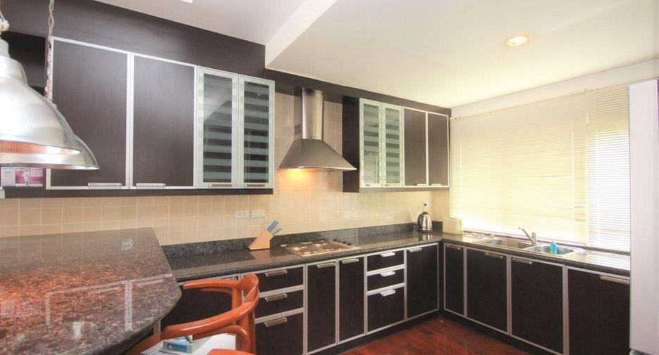 For sale 2 bedrooms condo in Cha Am, Phetchaburi