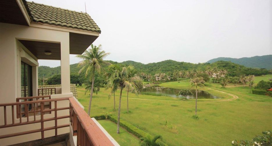 For sale 2 bedrooms condo in Cha Am, Phetchaburi