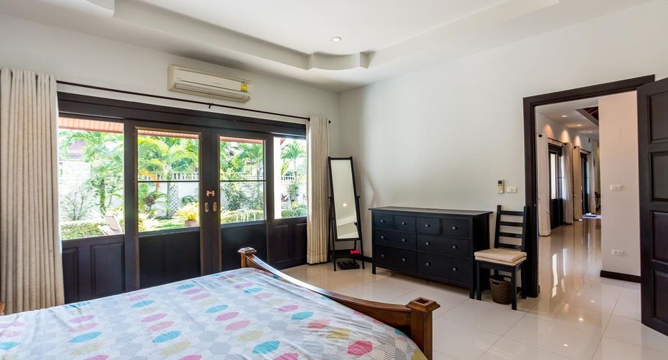 For sale 3 bedrooms villa in Hua Hin, Prachuap Khiri Khan