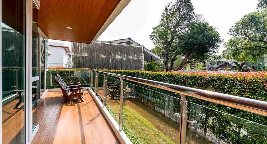 Condo en venta de 2 habitaciones 