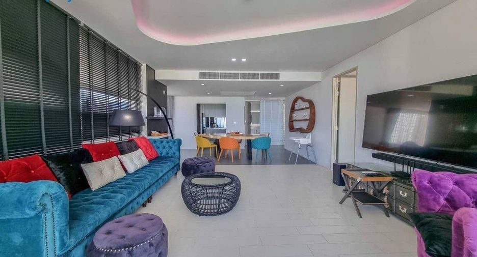 For sale 3 bedrooms villa in Hua Hin, Prachuap Khiri Khan