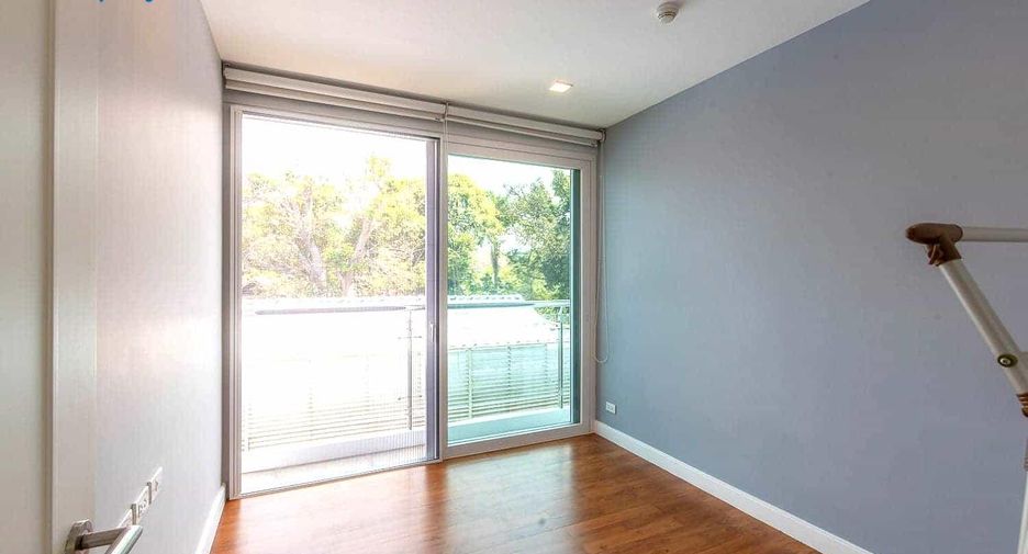 Condo en venta de 4 habitaciones 
