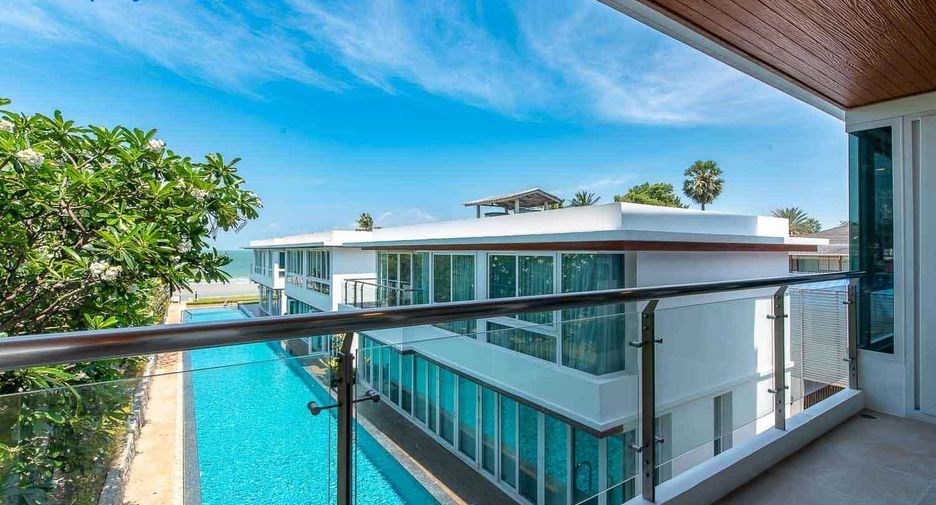Condo en venta de 4 habitaciones 