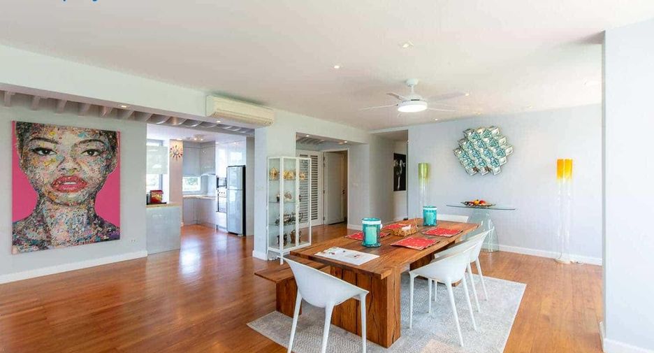 Condo en venta de 4 habitaciones 