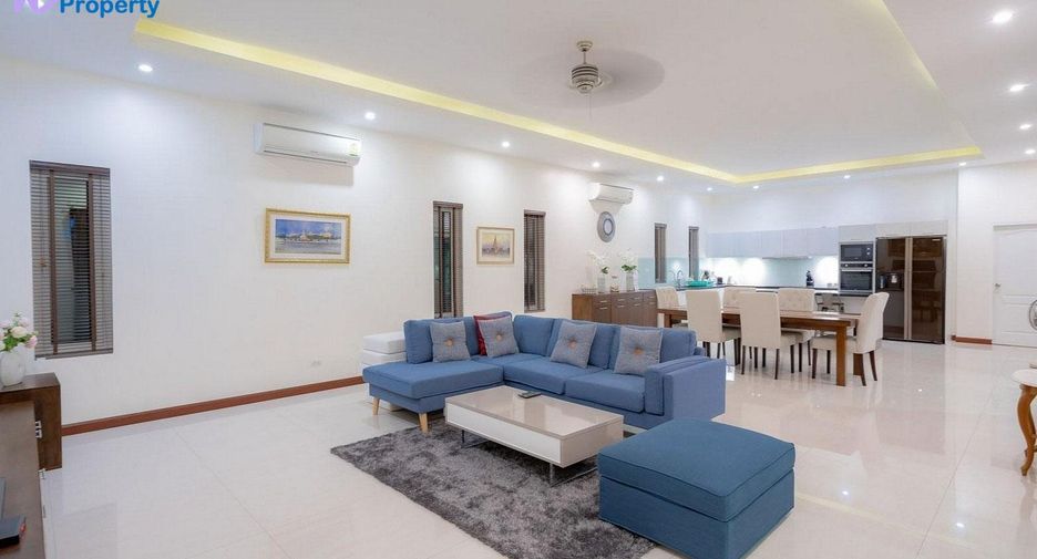 For sale 3 bedrooms villa in Cha Am, Phetchaburi