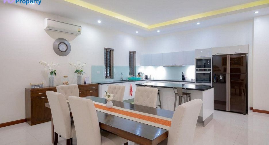 For sale 3 bedrooms villa in Cha Am, Phetchaburi