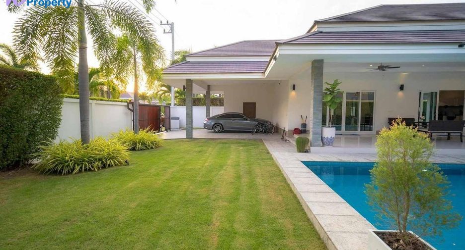 For sale 3 bedrooms villa in Cha Am, Phetchaburi