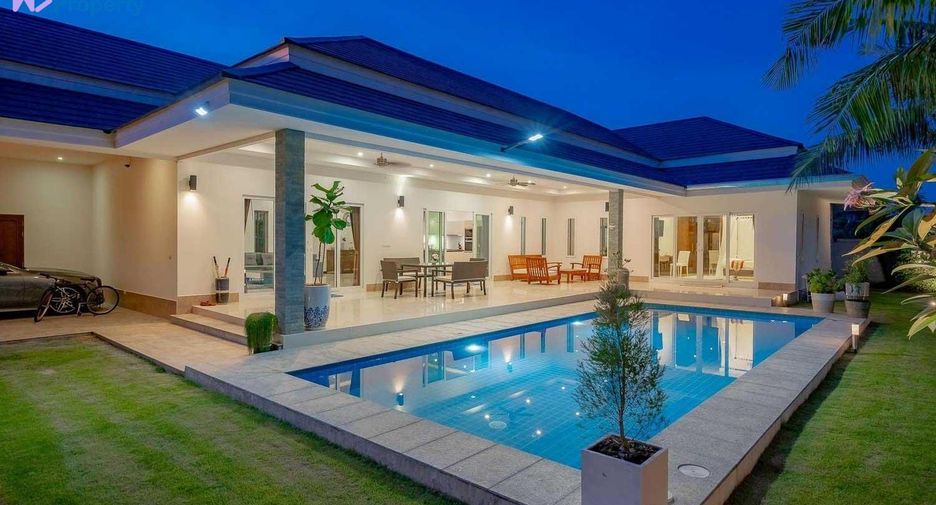 For sale 3 bedrooms villa in Cha Am, Phetchaburi