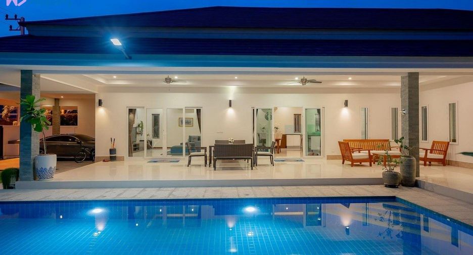 For sale 3 bedrooms villa in Cha Am, Phetchaburi