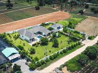For sale 3 bedrooms villa in Pran Buri, Prachuap Khiri Khan