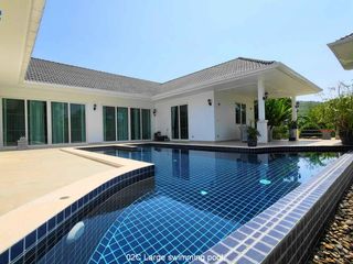 For sale 3 bedrooms villa in Pran Buri, Prachuap Khiri Khan