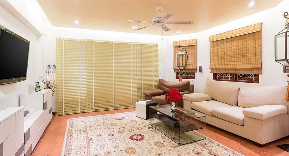 À vendre 6 chambres villa à Hua Hin, Prachuap Khiri Khan