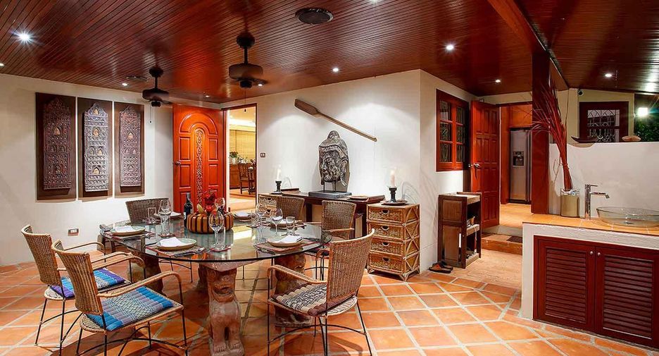 À vendre 6 chambres villa à Hua Hin, Prachuap Khiri Khan