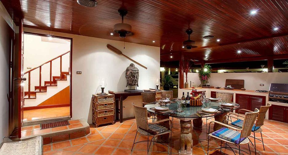 À vendre 6 chambres villa à Hua Hin, Prachuap Khiri Khan