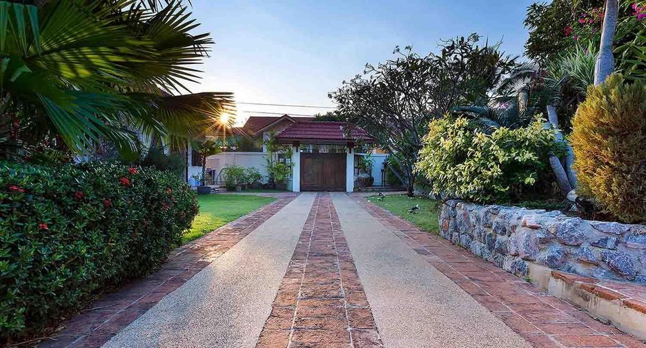 À vendre 6 chambres villa à Hua Hin, Prachuap Khiri Khan