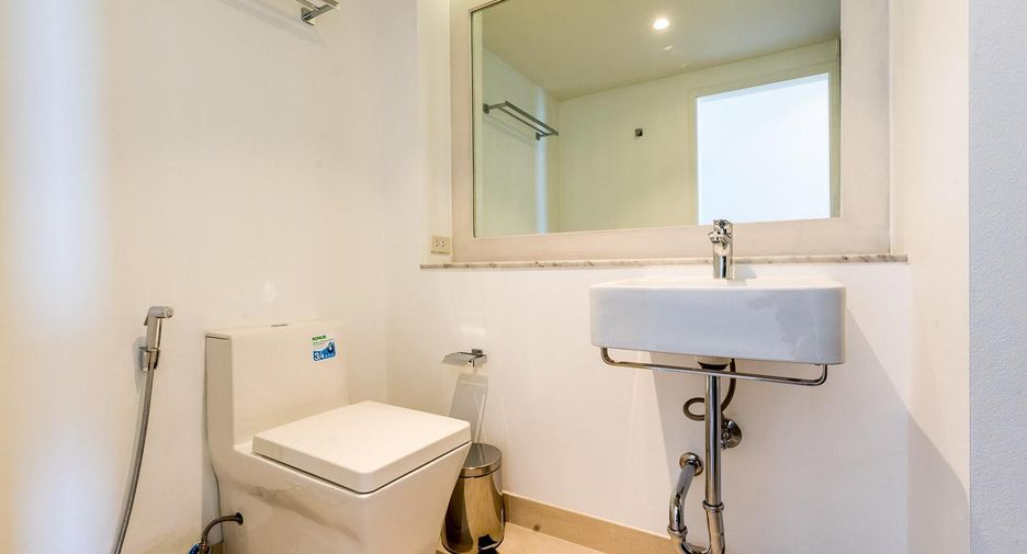 Condo en venta de 2 habitaciones en Cha Am, Phetchaburi