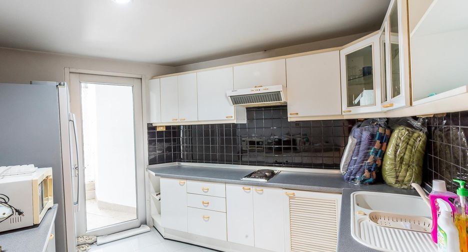 Condo en venta de 2 habitaciones en Cha Am, Phetchaburi