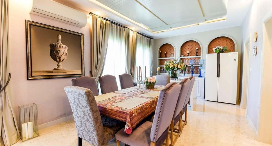 For sale 3 bedrooms villa in Cha Am, Phetchaburi