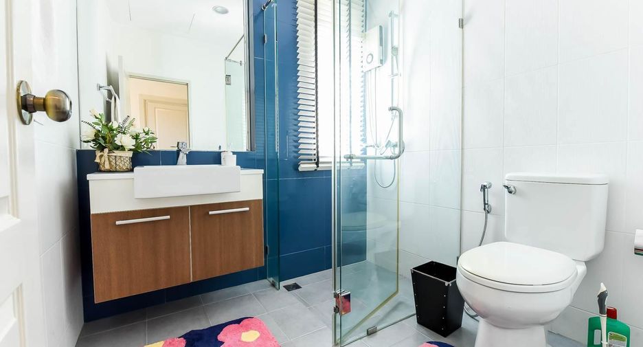 For sale 3 bedrooms villa in Cha Am, Phetchaburi