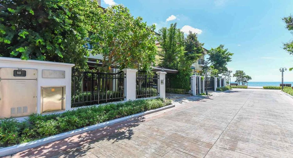 For sale 3 bedrooms villa in Cha Am, Phetchaburi
