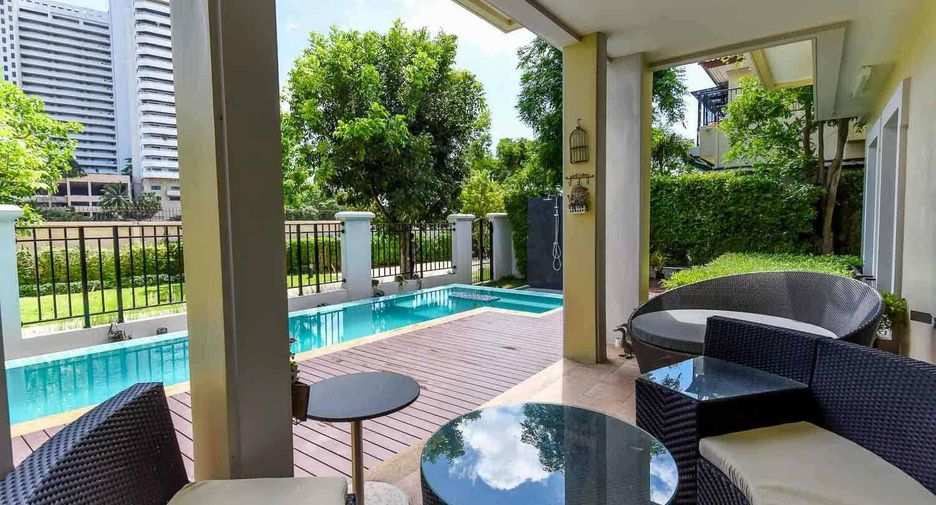 For sale 3 bedrooms villa in Cha Am, Phetchaburi