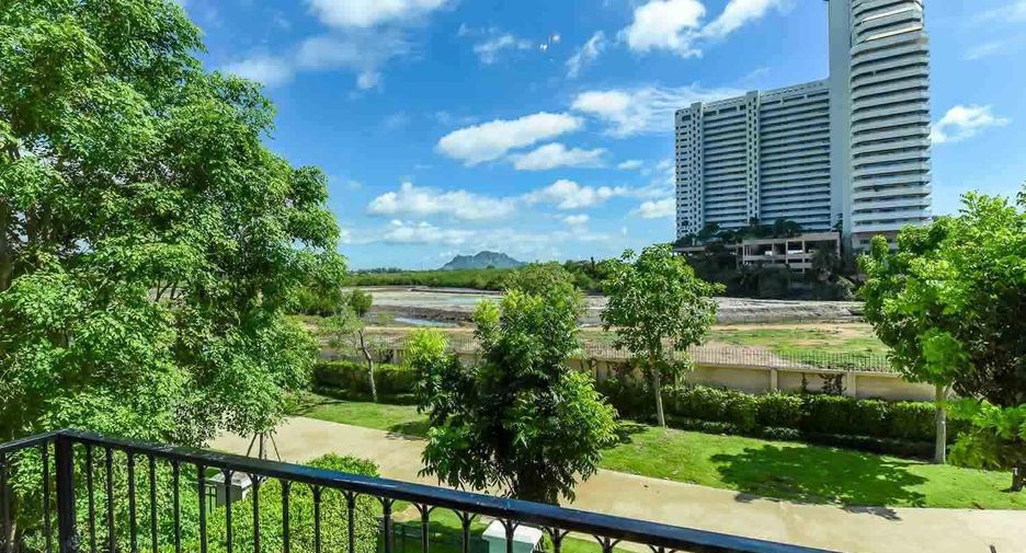 For sale 3 bedrooms villa in Cha Am, Phetchaburi
