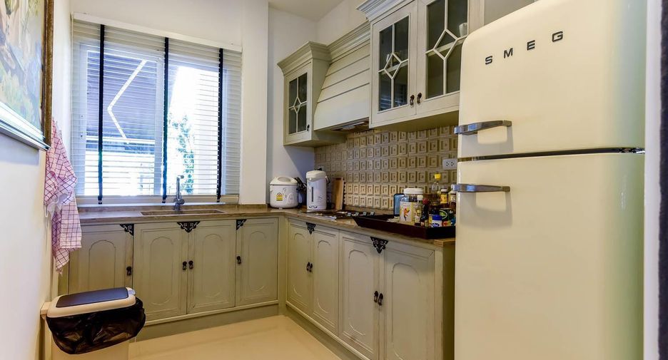 For sale 3 bedrooms villa in Cha Am, Phetchaburi