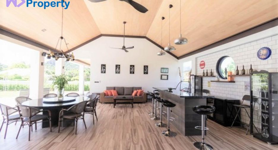 À vendre 5 chambres villa à Hua Hin, Prachuap Khiri Khan